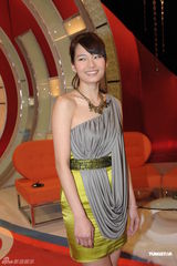 组图：《三个女人一个墟》蒙嘉慧畅谈剩女话题