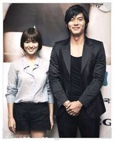 幻灯图集：韩星宋慧乔情定玄彬 盘点两人亲密合影