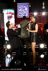 幻灯图：好莱坞群星海地赈灾义演 精彩现场回顾