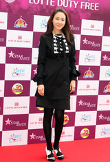 高清组图：宋承宪崔智友rain等出席乐天纪念仪式