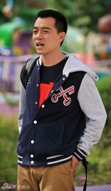 组图：周璞帅气写真平凡而真挚