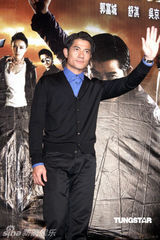 组图：郭富城拍打片保持身材 与舒淇默契如老夫老妻