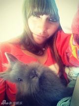 组图：MJ爱女帕丽斯初长成 朋克自拍照时尚青春