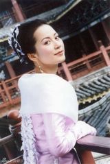 组图：43岁俞飞鸿容颜不老 网友怀旧齐唤女神