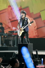 组图：五月天香港重生开唱 欲再创新经典