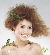 高清图：花儿朵朵10强集体拍摄新年照大秀美肩