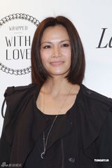 高清组图：谢婷婷透视装亮相澄清绯闻不怕男友吃醋