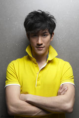 组图：李治廷变优雅绅士 活力四射演绎运动时尚