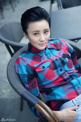 组图：吴晓敏秋冬皮衣穿搭秀时尚帅气女人范