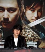 组图：《剑雨》韩国首映 主演郑雨盛帅气亮相