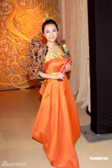 幻灯组图：林峰阿Sa(蔡卓妍)似亲密情侣 狄龙力挺叶童丈夫