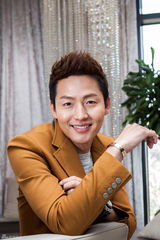 高清组图：对话李廷镇变中国通 想搭档林志玲