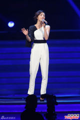 组图：韩雪携《他们说》来袭 包揽词创作显才情