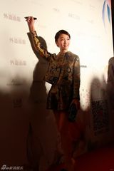 组图：李晨周冬雨等助阵某时尚活动颁奖礼