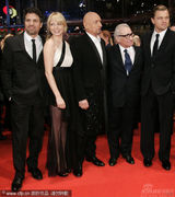 幻灯图集：《关门岛》首映 莱昂纳多亮相成焦点