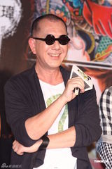 组图：黄秋生嫌男男吻不够看 郭品超自曝不羁情事