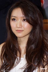 组图：倪安东阎奕格为弱势儿童献爱心 期待音乐合作