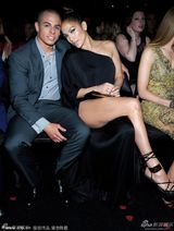 组图：55届格莱美独立势力崛起 新人展风采