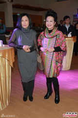 组图：群星贺梁家树荣休 汪明荃马德钟现身