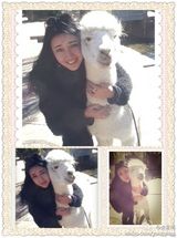 组图：央吉玛搞怪生活照曝光 点朱砂另类妆容