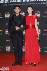 高清图：MAMA音乐盛典中韩艺人竞艳