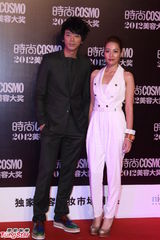 组图：孙俪倪妮低胸红装 李宇春金喜善惹注目