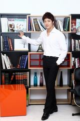 高清组图：SJ东海新剧《熊猫小姐和刺猬》发布