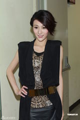 组图：《变身男女Chok》再录影 官恩娜胡定欣亮相