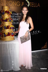 高清图：歌手黄湘怡百万浪漫婚礼 林依晨郑元畅道贺