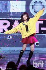 组图：SISTAR孝琳下衣失踪似没穿 EXO白衣纯情