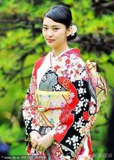 组图：日本国民美少女炫彩和服迎新年 武井咲等助阵