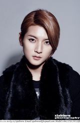 组图：NU'EST-M登杂志 成员穿潮装诠释青春风采