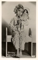 组图：秀兰邓波儿童星期可爱萌照似洋娃娃