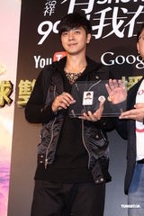 组图：罗志祥获专属摄影棚 放言不获奖即转战台语歌