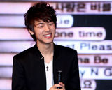 高清图：CNBLUE新专辑发布会 将举行街头演唱会