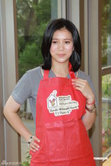 组图：袁咏仪出席活动谈峰芝婚变 为谢霆锋夫妇支招 