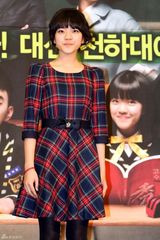 高清组图：韩剧《功课之神》宣传 俞承浩帅气有型