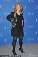 幻灯图集：《潜水艇》记者会 女主角成熟干练