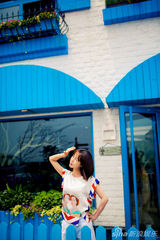 组图：李菲儿微表情写真 古灵精怪与阳光共舞