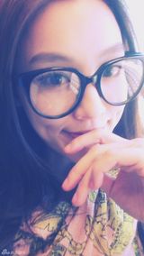 组图：范范美国拍MV展文艺范 黑人掌镜温馨