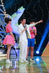 组图：《大娱乐家》郭家铭弹球PK戴军