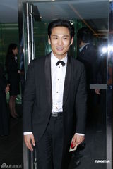 组图：各路大牌港星齐聚欧阳德勋与蔡立儿婚宴