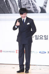 高清组图：姜至奂黄静茵出席《钱的化身》发布