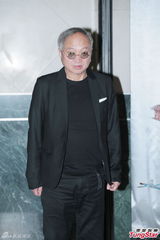 组图：女歌手陈僖仪丧礼 薛凯琪黄柏高哀伤送别