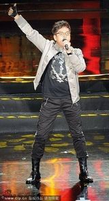 组图：刘德华冯小刚等助阵体育界劳伦斯典礼