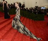 高清图：大都会朋克派对众星个性礼服狂野性感