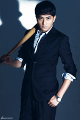 组图：卓凡运动写真 彰显动感与活力