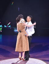 高清组图：刘德华红馆开唱第九场 陈慧琳登台献唱