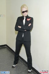 组图：王祖蓝拒女友再与张继聪有吻戏