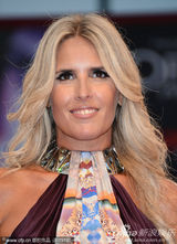 组图：威尼斯电影节时尚盘点之妆容发型